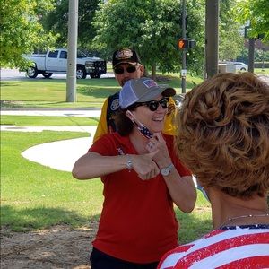 Meet your Posher, Rhonda